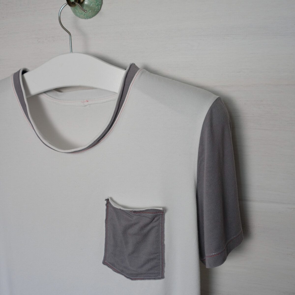 T-Shirt aus Tencel und Bambusjersey weiß / grau