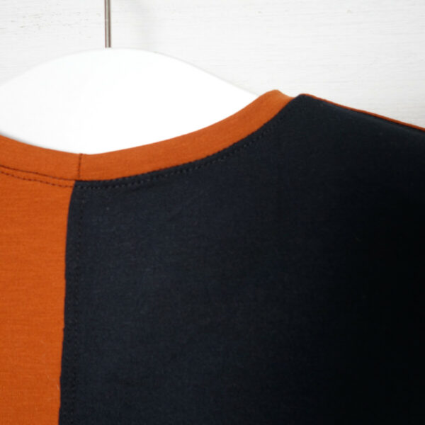 T-Shirt aus Bambus- Jersey terracotta/ schwarz – Bild 3