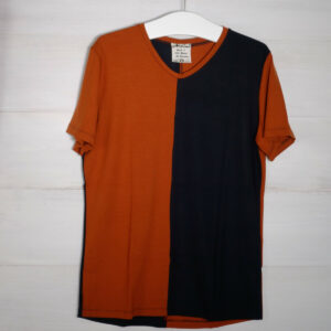 T-Shirt aus Bambus- Jersey terracotta/ schwarz