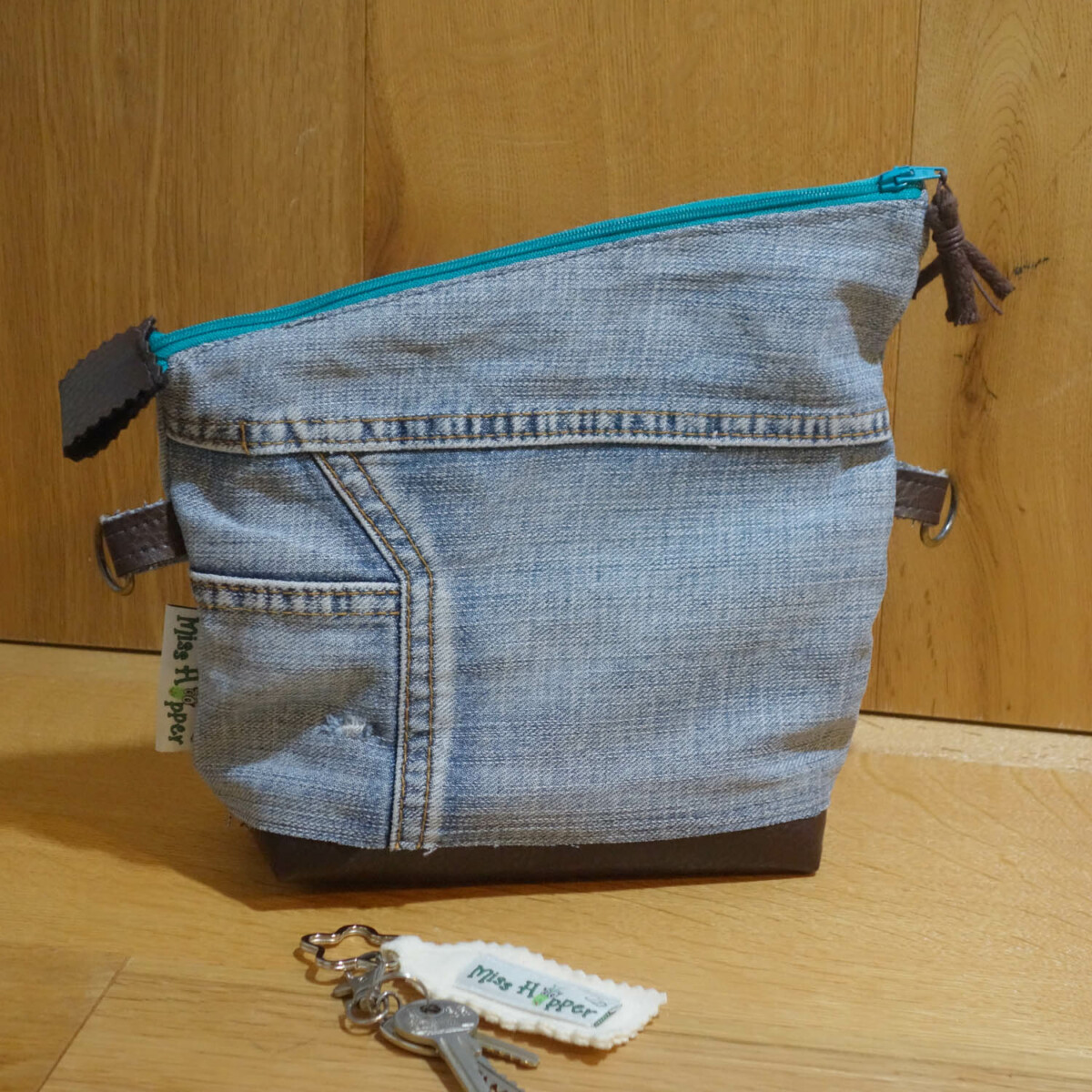 Upcycling Clutch Jeans- Leder