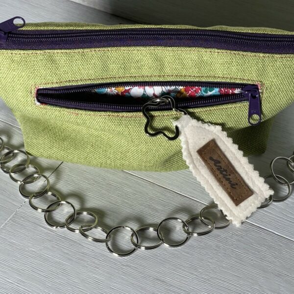 Upcycling Schultertasche grün – Bild 4