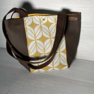 Schultertasche braun/ gelb