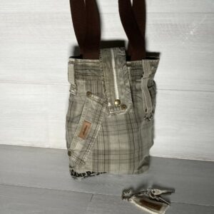 Upcycling Schultertasche braun kariert
