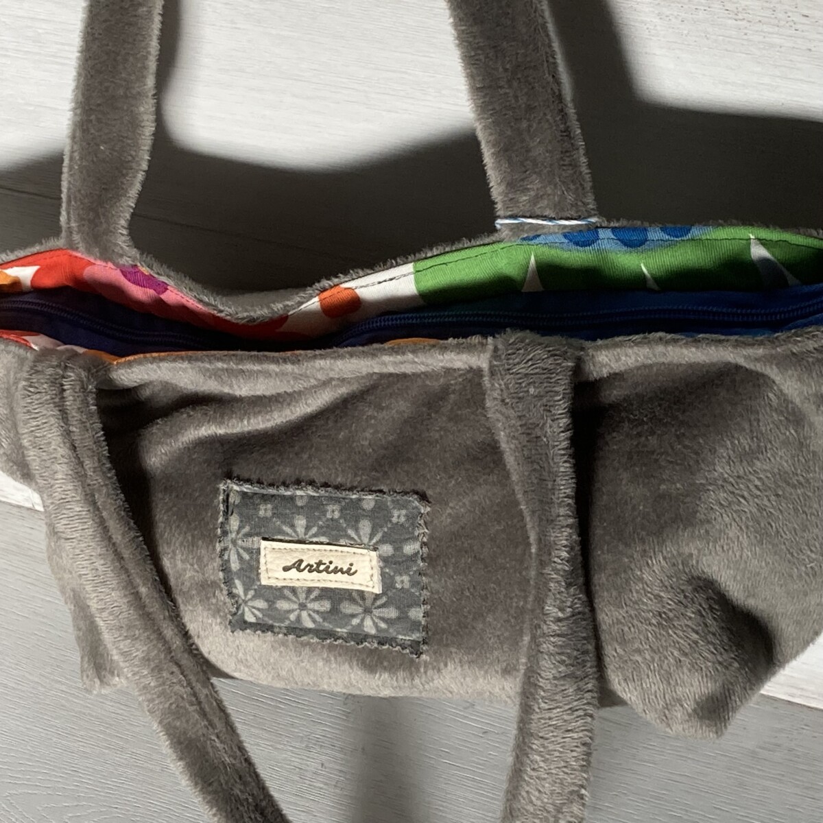 Kuschel- Schultertasche
