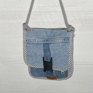 Upcycling Umhängetasche grau/ weiß
