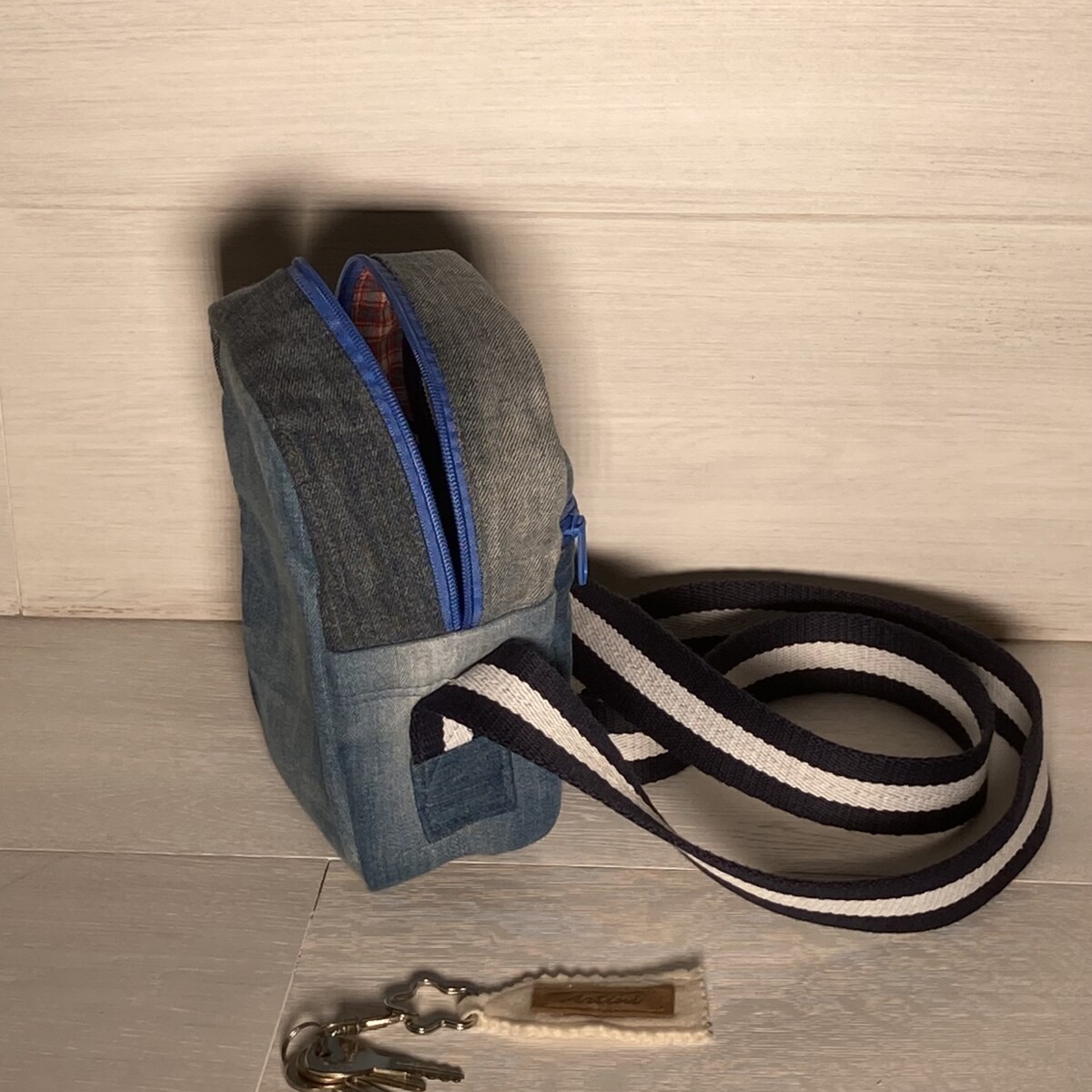 Upcycling Umhängetasche M3