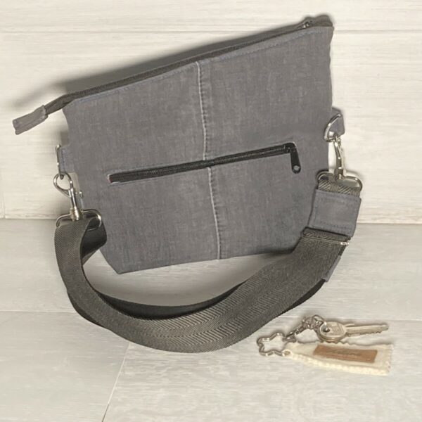 Upcycling Clutch Jeans schwarz/blau – Bild 4