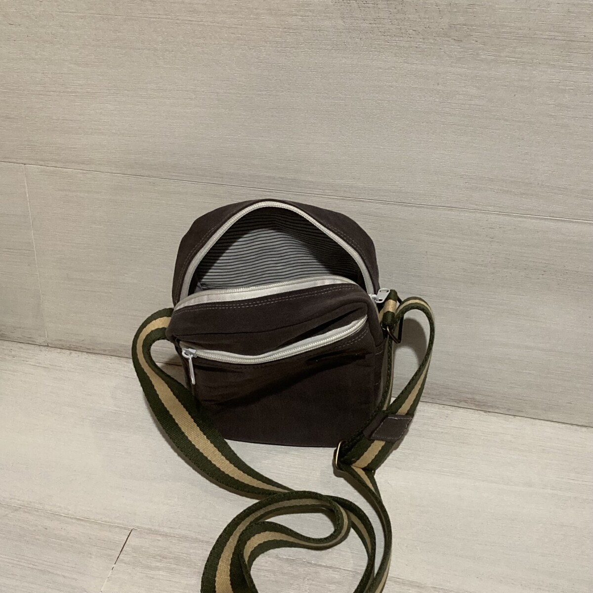 Upcycling Umhängetasche M3.2
