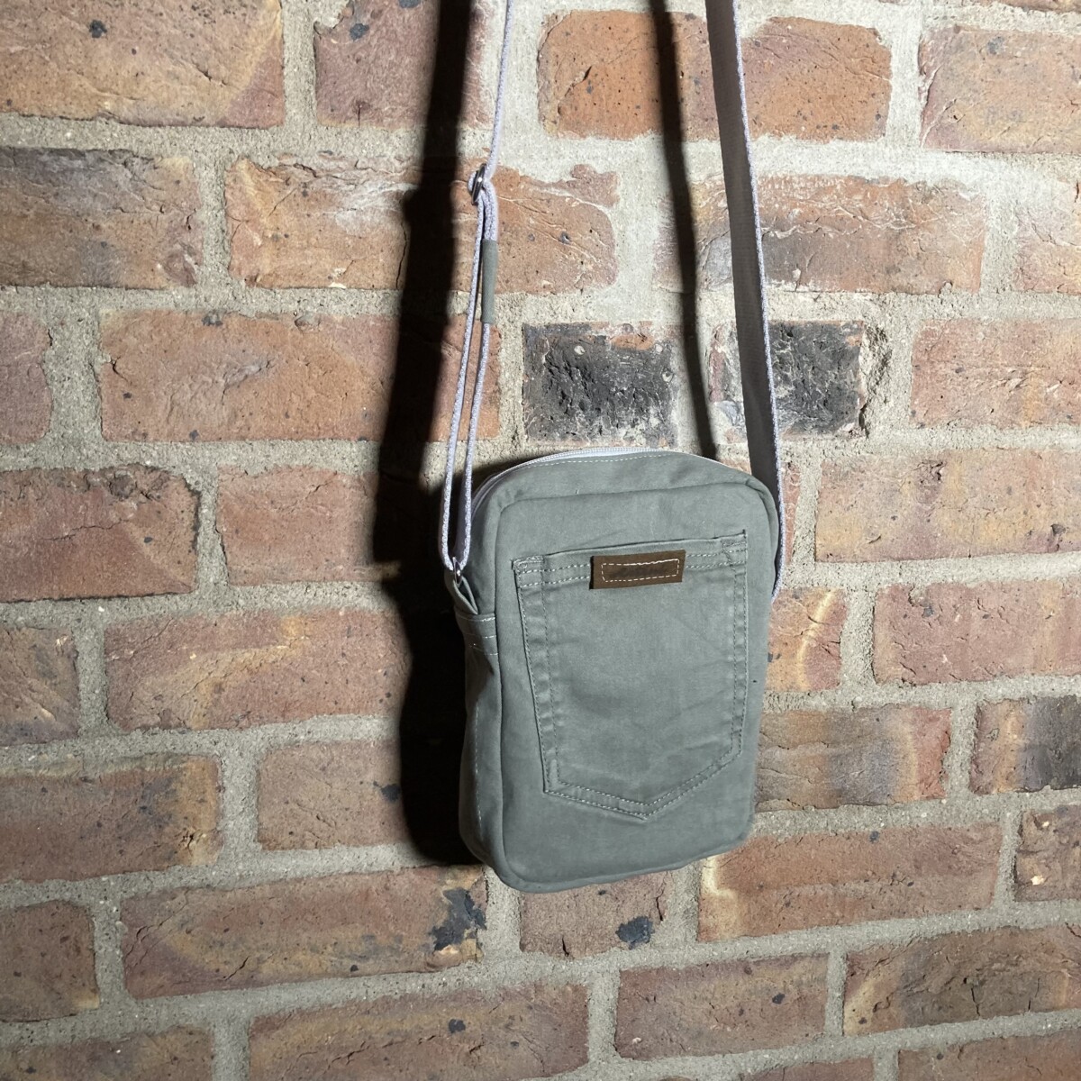 Upcycling Umhängetasche M3.4