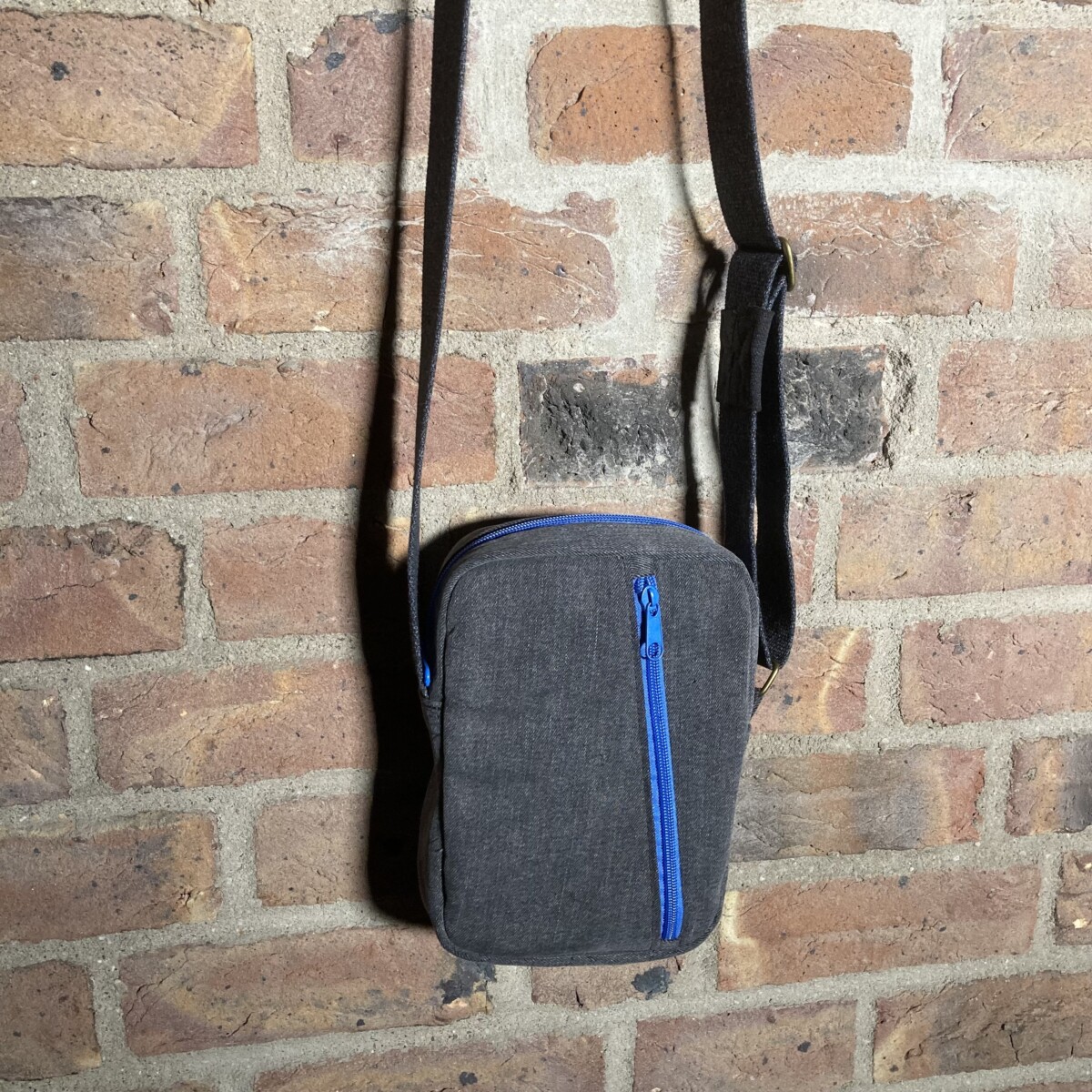Upcycling Umhängetasche M3.6