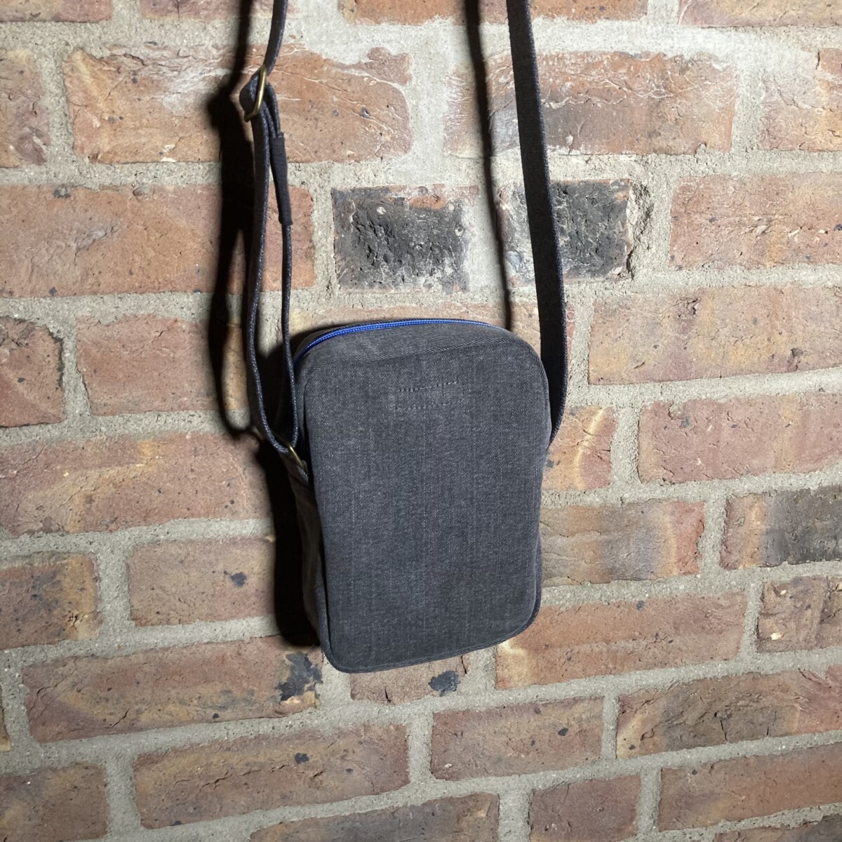 Upcycling Umhängetasche M3.6