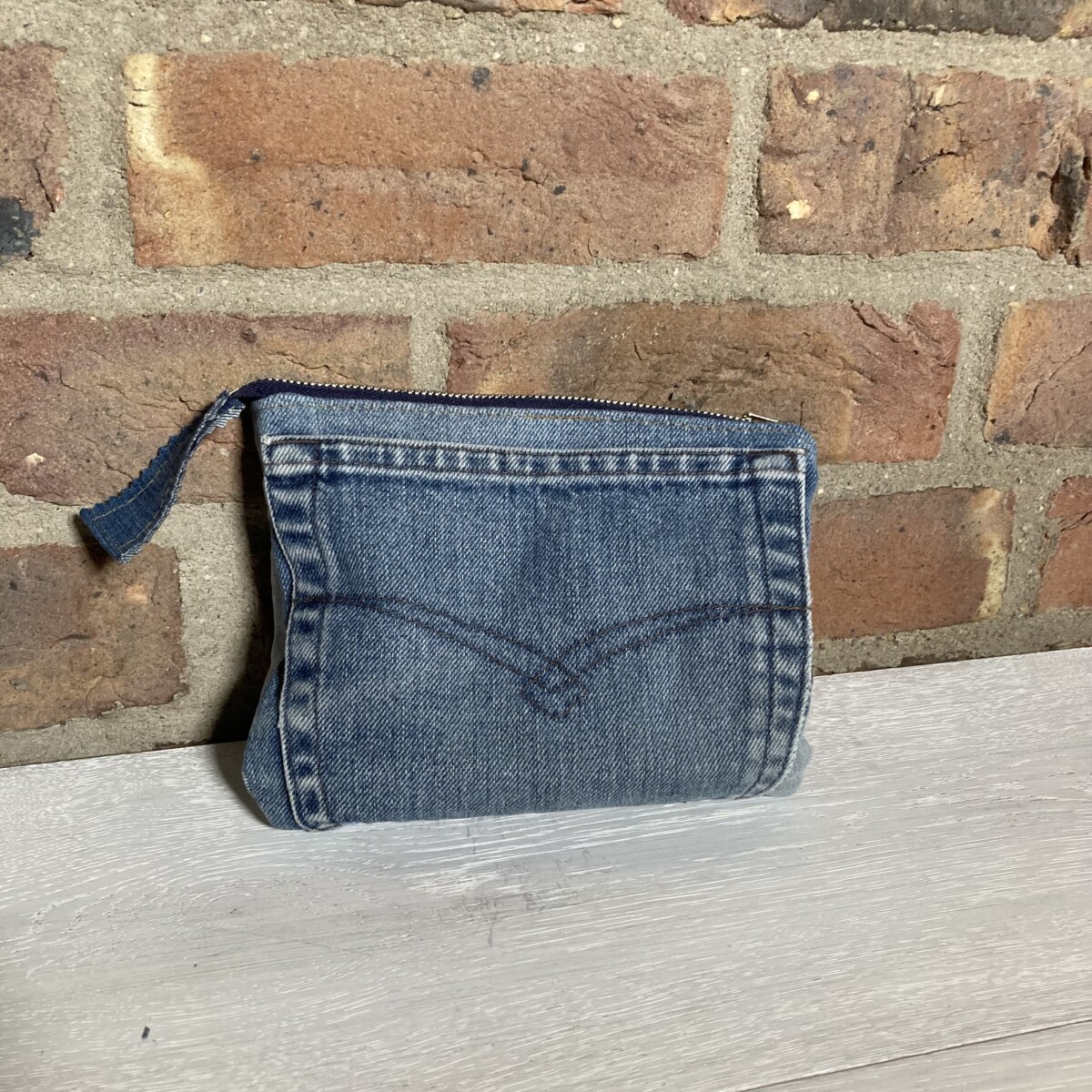 Upcycling Utensilientasche mit Quaste
