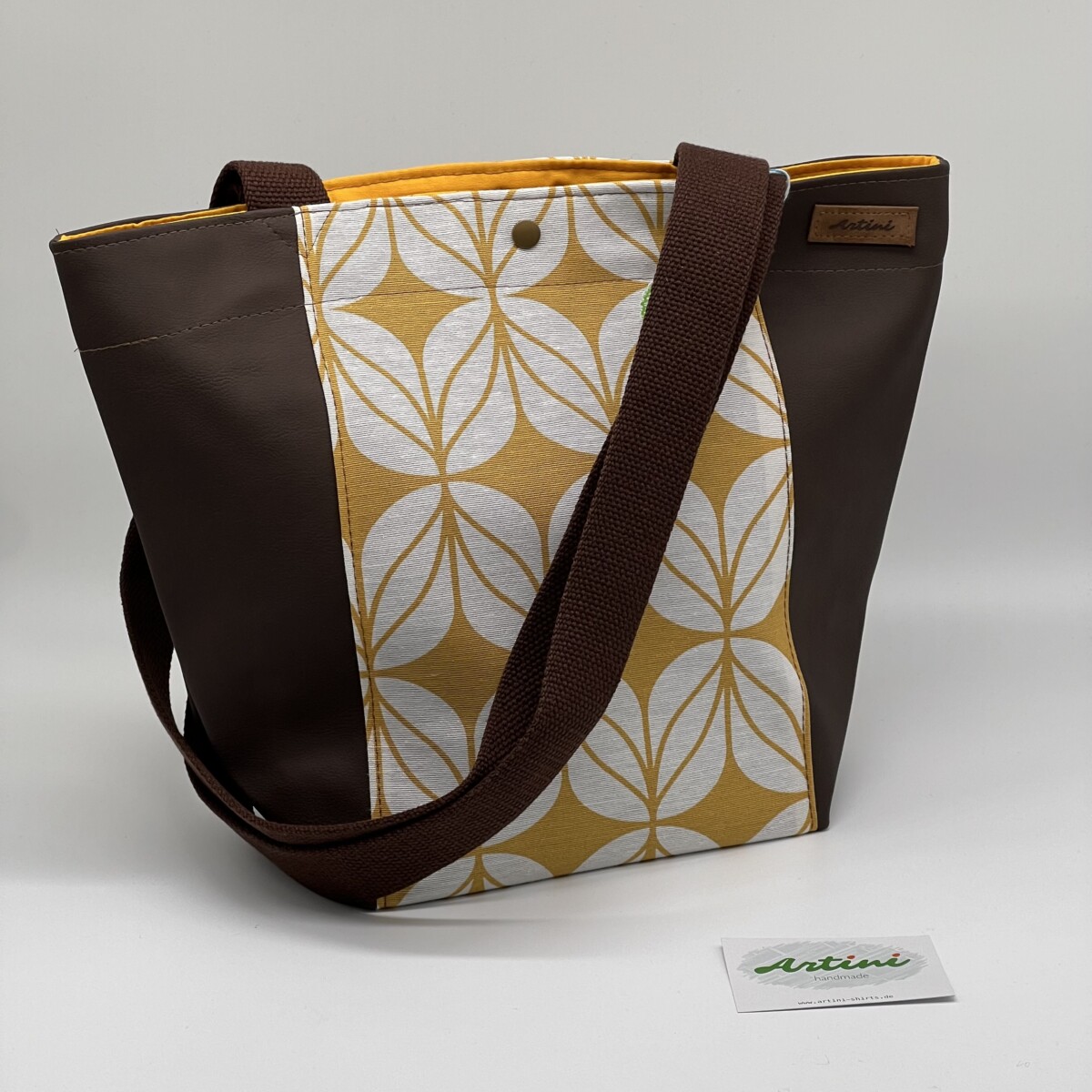 Schultertasche braun/ gelb