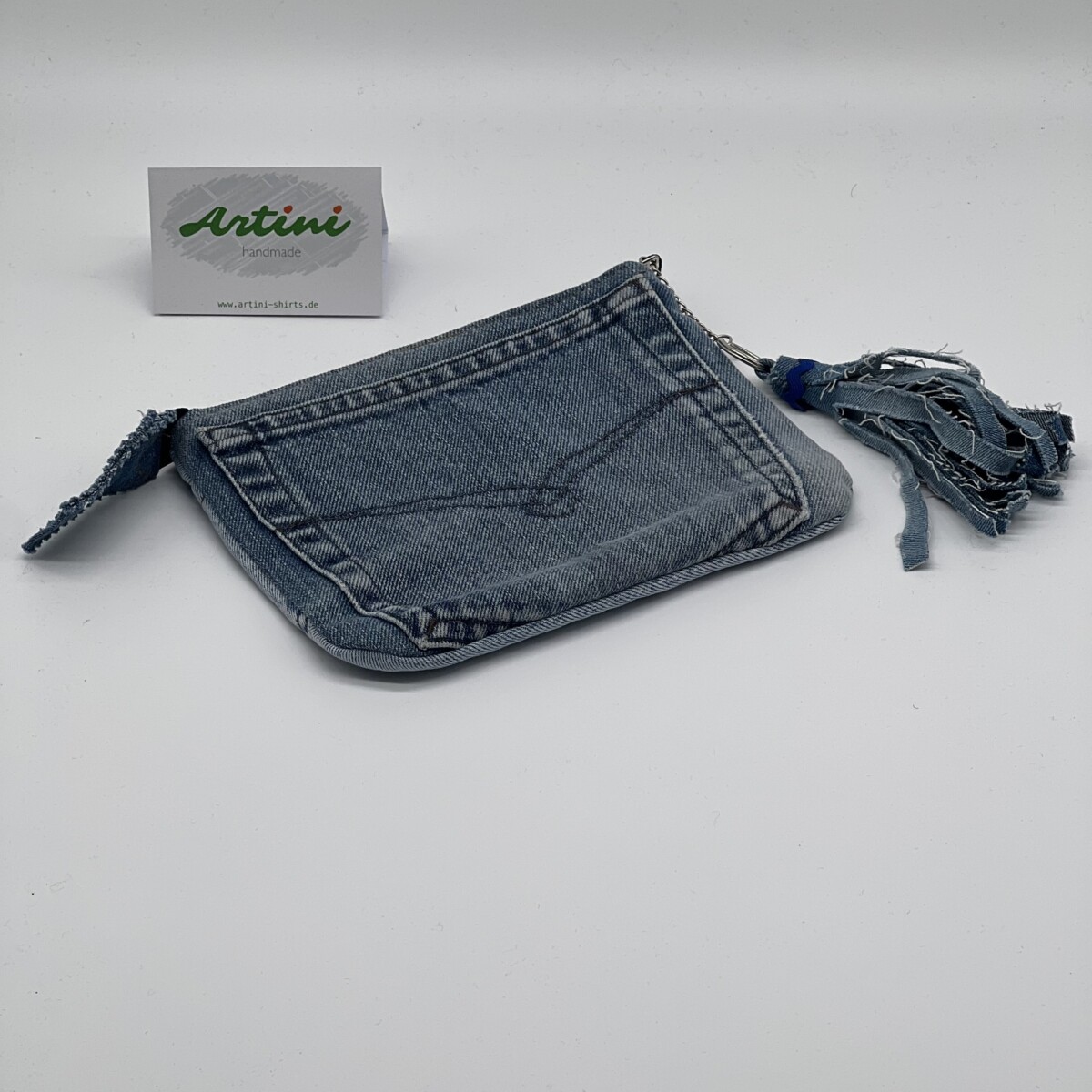 Upcycling Utensilientasche mit Quaste