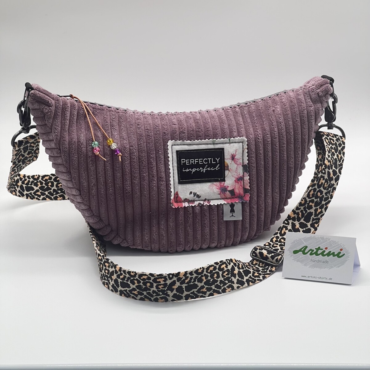 Upcycling Umhängetasche Moonbag M Altrose