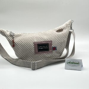 Upcycling Umhängetasche Moonbag M Weiß