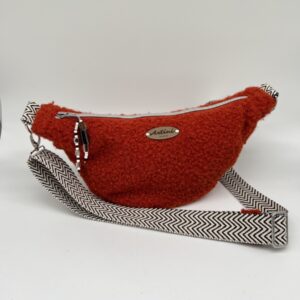 Upcycling Umhängetasche Moonbag Mini rot